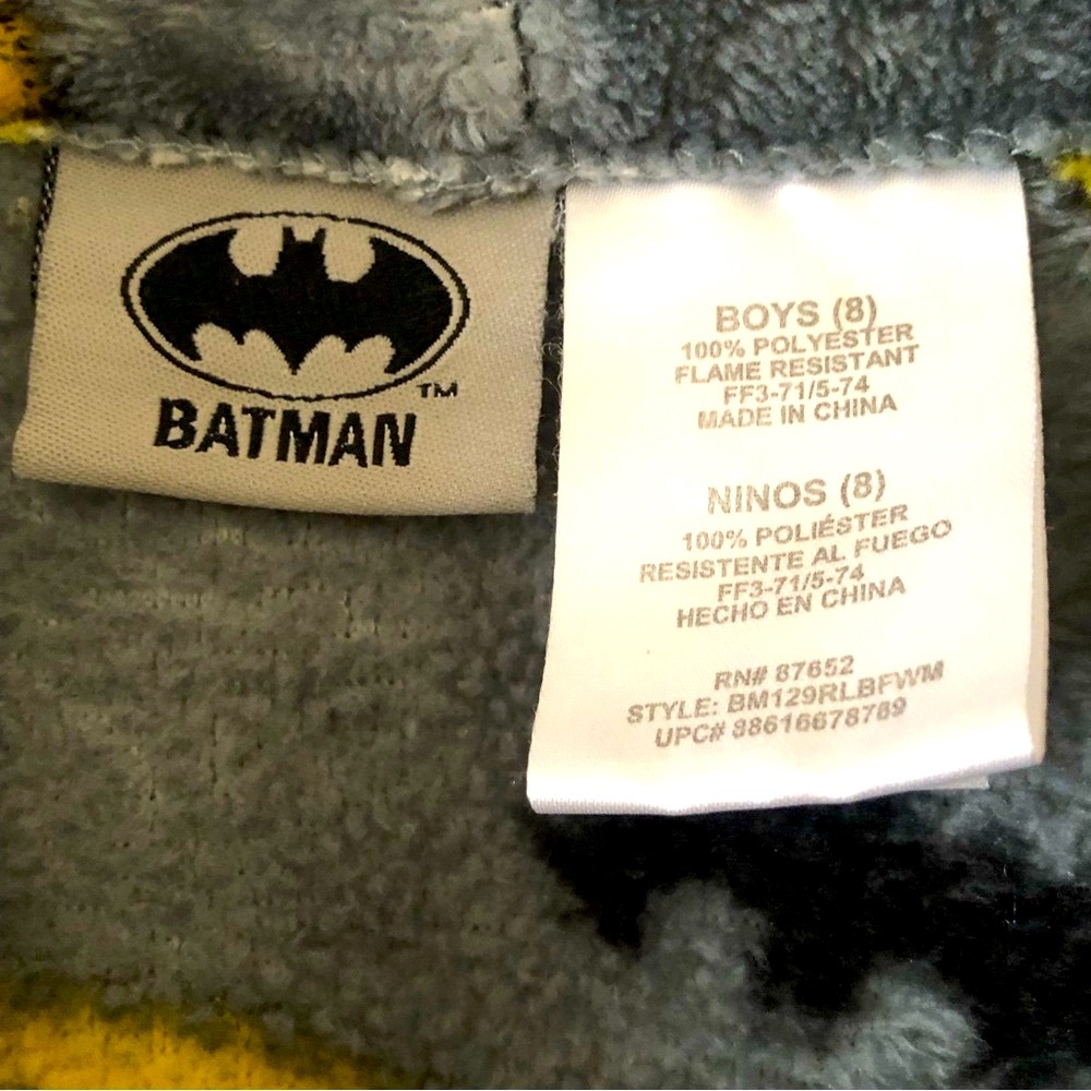 Batman Robe - Picture 5 of 8
